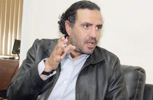 محمود عزت العلايلي ديانته عمره جنسيته زوجته معلومات عنه ويكيبيديا